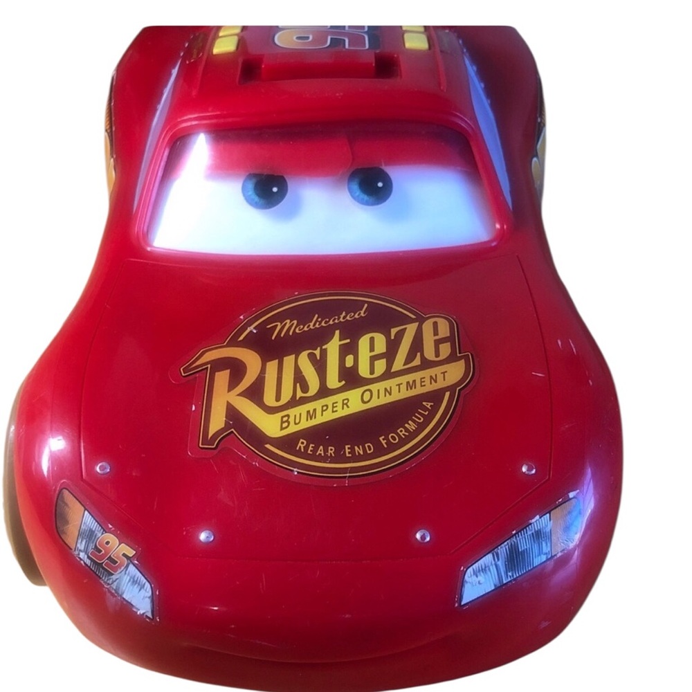 Rare Y2k Red plastic diecast 95Lightning McQueen Toy Car - Picture 3 of 16